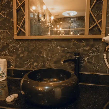 Hotell Edrin Gözde *